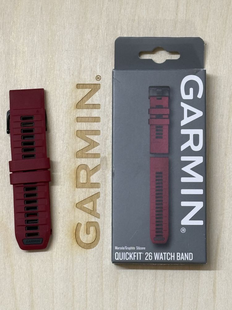 Ремінець Garmin QuickFit 26 Watch Bands Marsala/Graphite