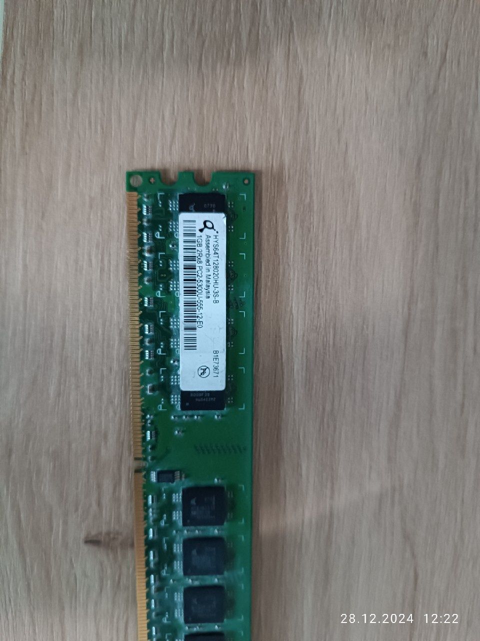 Pamięć DDR2 1GB HP HYS64T128020HU-3S-B