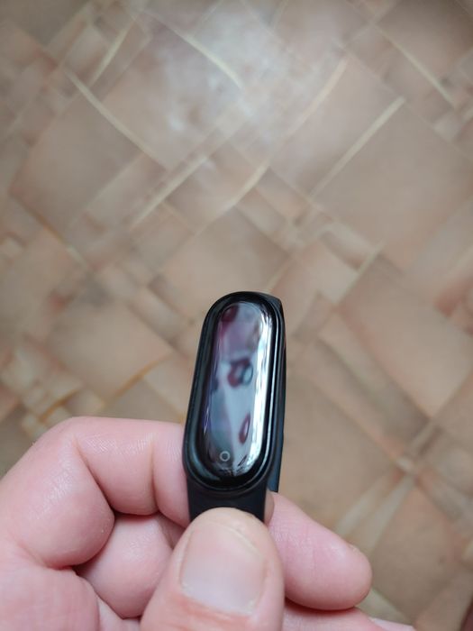 Продам фитнес браслет Xiaomi Mi Band 5