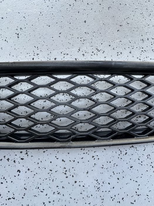 Kratka zderzaka s-line środkowa a4 b6