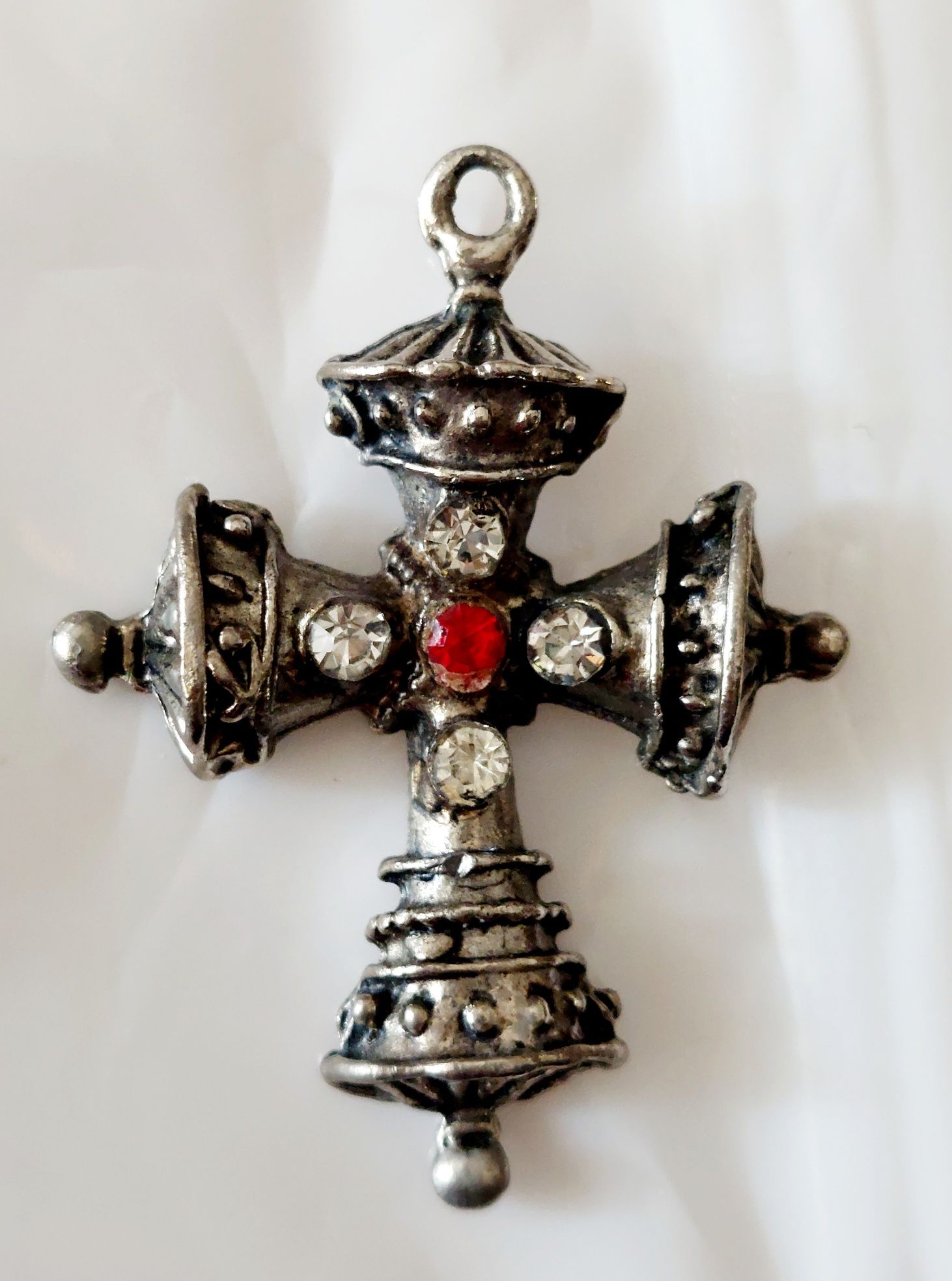 Pendentes crucifixo