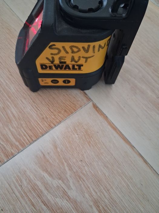 Dewalt DW087 laser
