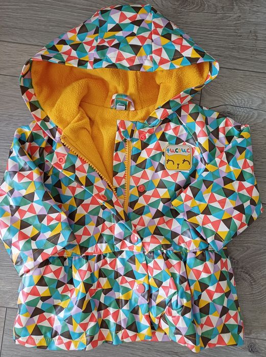 Casaco impermeável com capuz, 6M
