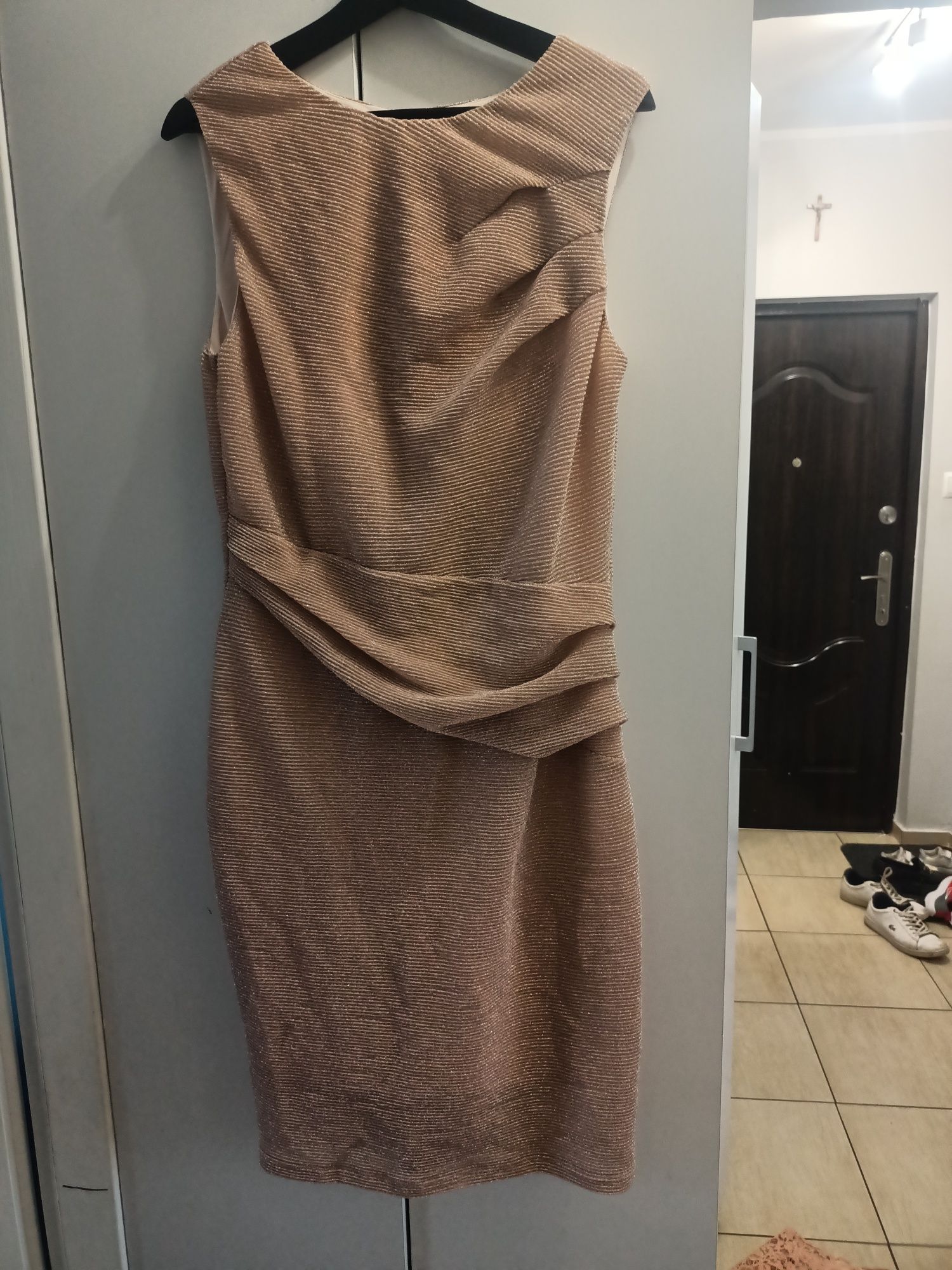 Elegancka sukienka Orsay