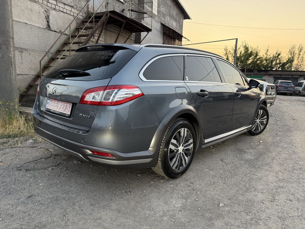 Peugeot 508 RXH Гибрид