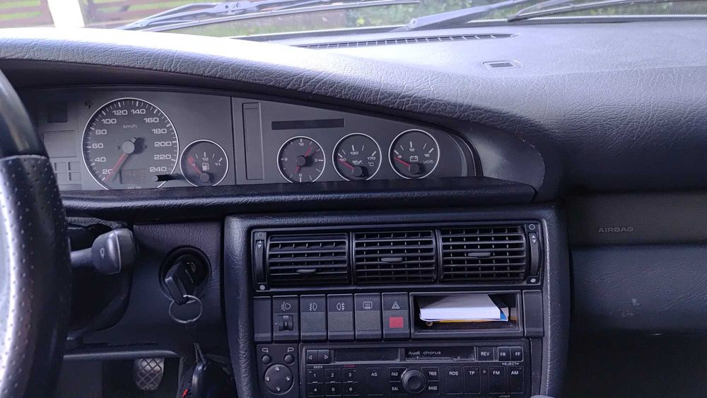 Sprzedam Audi A6C4 2,5TDI 140 kM kombi