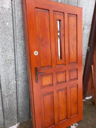 Drzwi wejściowe zewnętrzne drewniane nowe