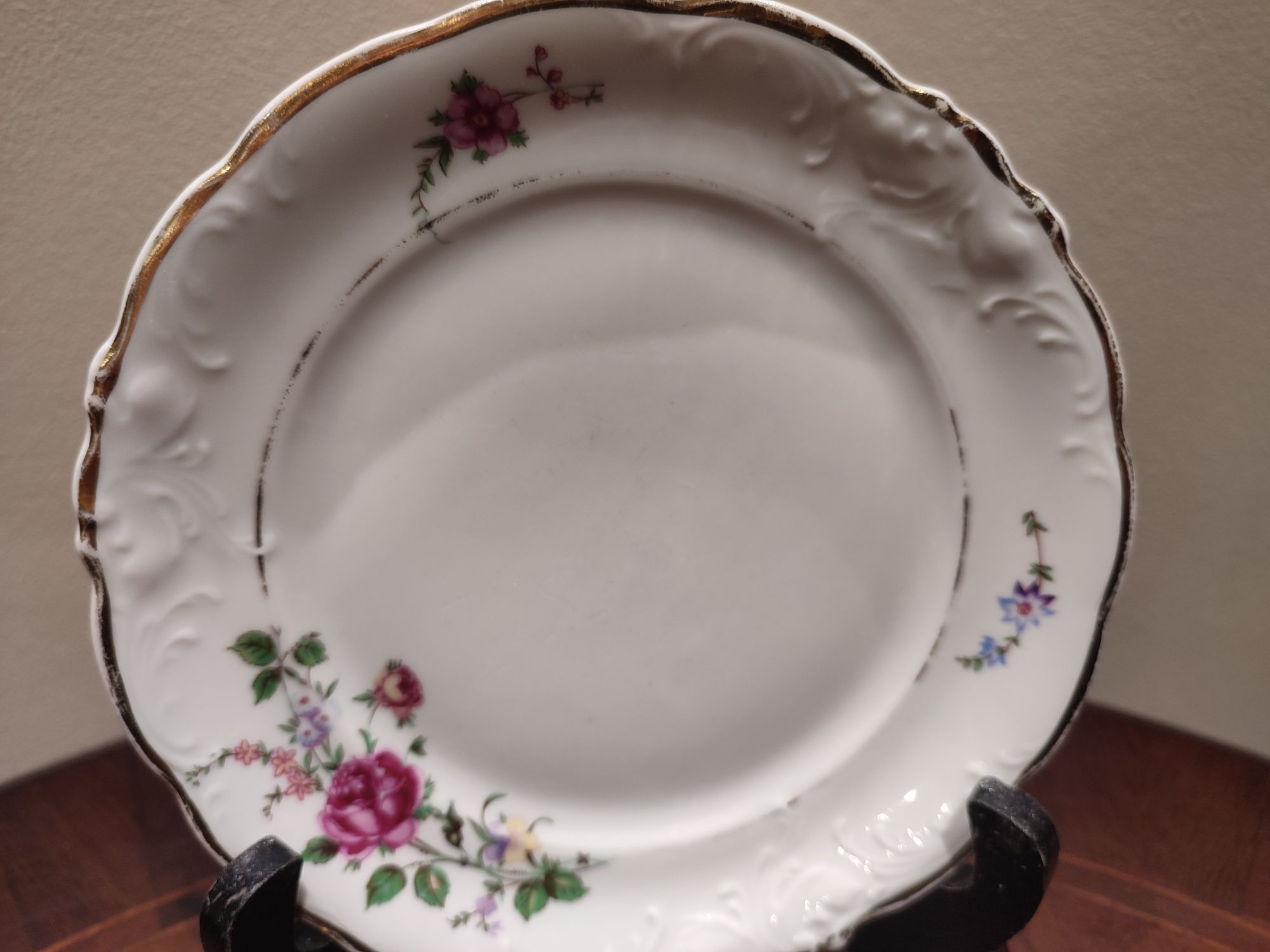 Stary śliczny talerz deserowy porcelana Wałbrzych