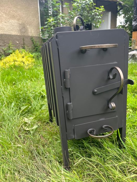 Піч буржуйка «Батарея» з варильною поверхнею (країна Німеччина)