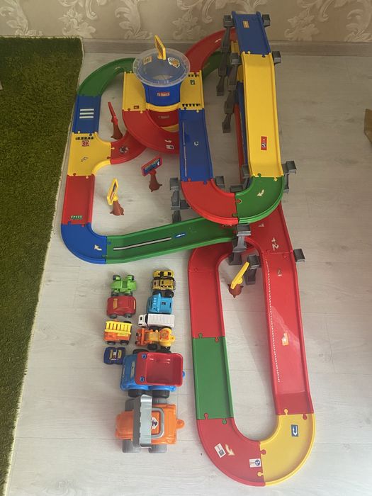 Гараж трек Wader 9.1м, Lego duplo потяг з цифрами