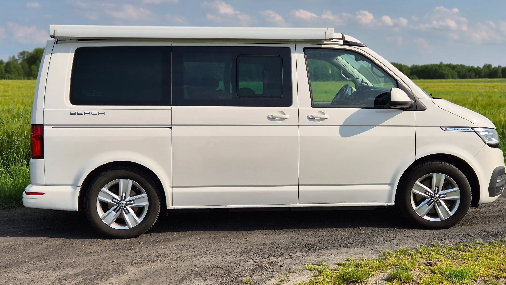 Volkswagen California T6.1 BEACH - 7 miejsc, hak, dużo dodatków, cesja leasingu