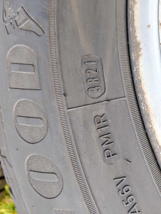 Koła zimowe Komplet Goodyear 215/65R16 Proace, Jumpy, Expert