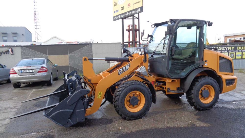 Ładowarka Case 21F 2016r. sprowadzona 5535 Mtg JCB ATLAS