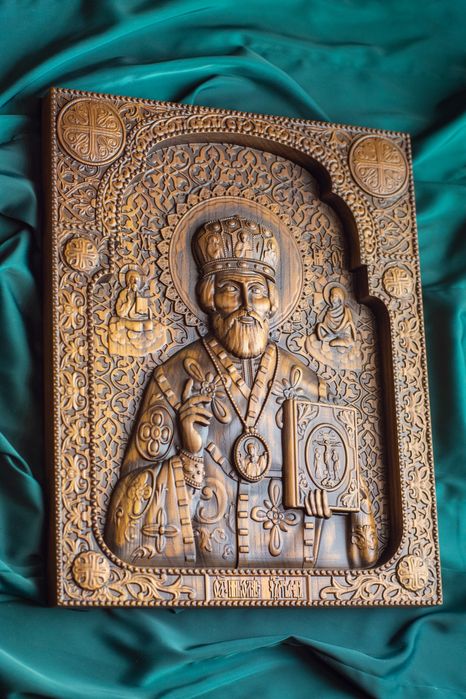 Ікони з дерева преміум якості