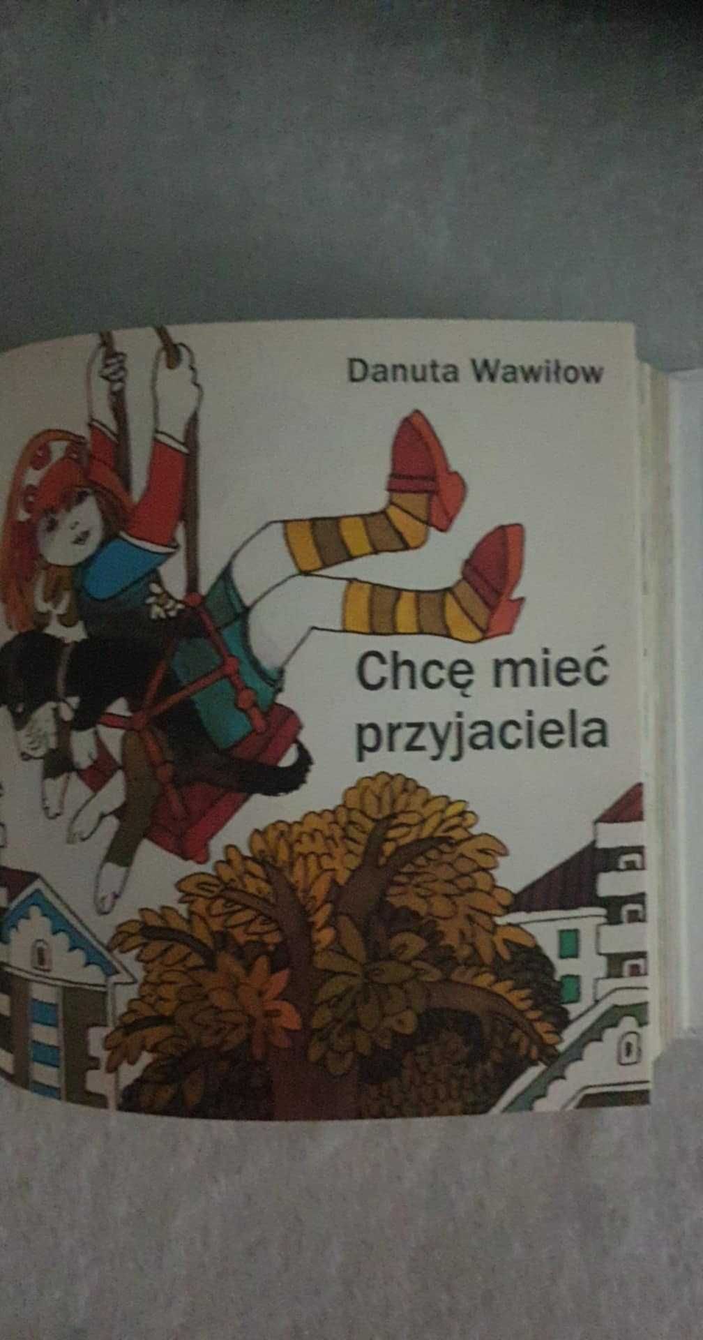 NOWA - Poczytaj mi, mamo. 15 bajek na 100 lat