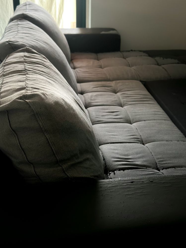 Sofá chaise longue + cama