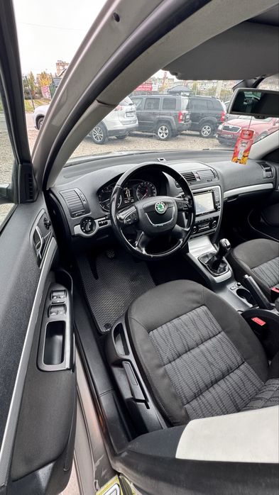 Skoda Octavia Шкода Октавіа A5 2011 р 1,8 TSI бенз 6МКПП