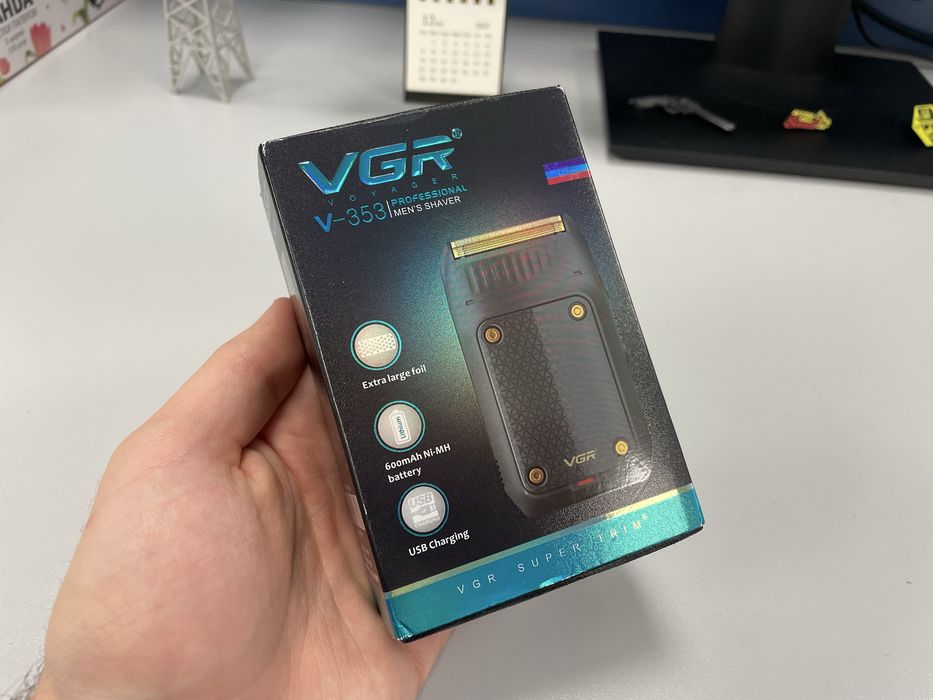 Бритва шейвер VGR v-353
