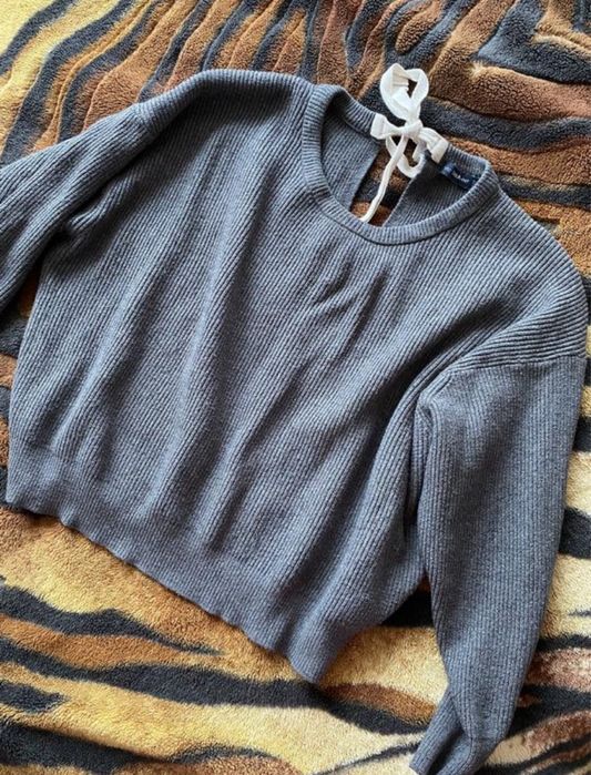 Сірий у рубчик сведр свитер  zara