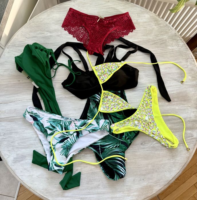 Zestaw 3 stroje kąpielowe + majtki czerwone