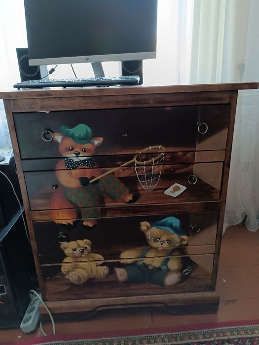 Шафа дитяча,комод,ліжечко