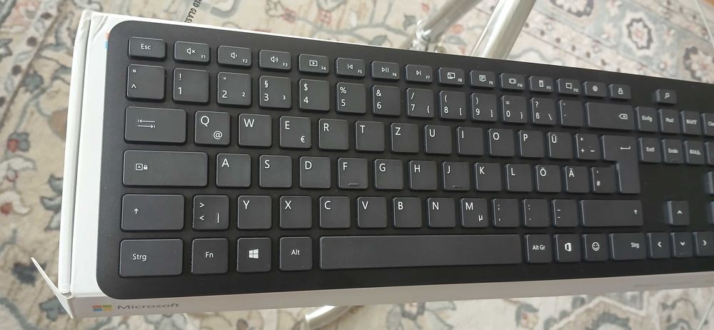 Klawiatura Microsoft Bluetooth QSZ-00006.