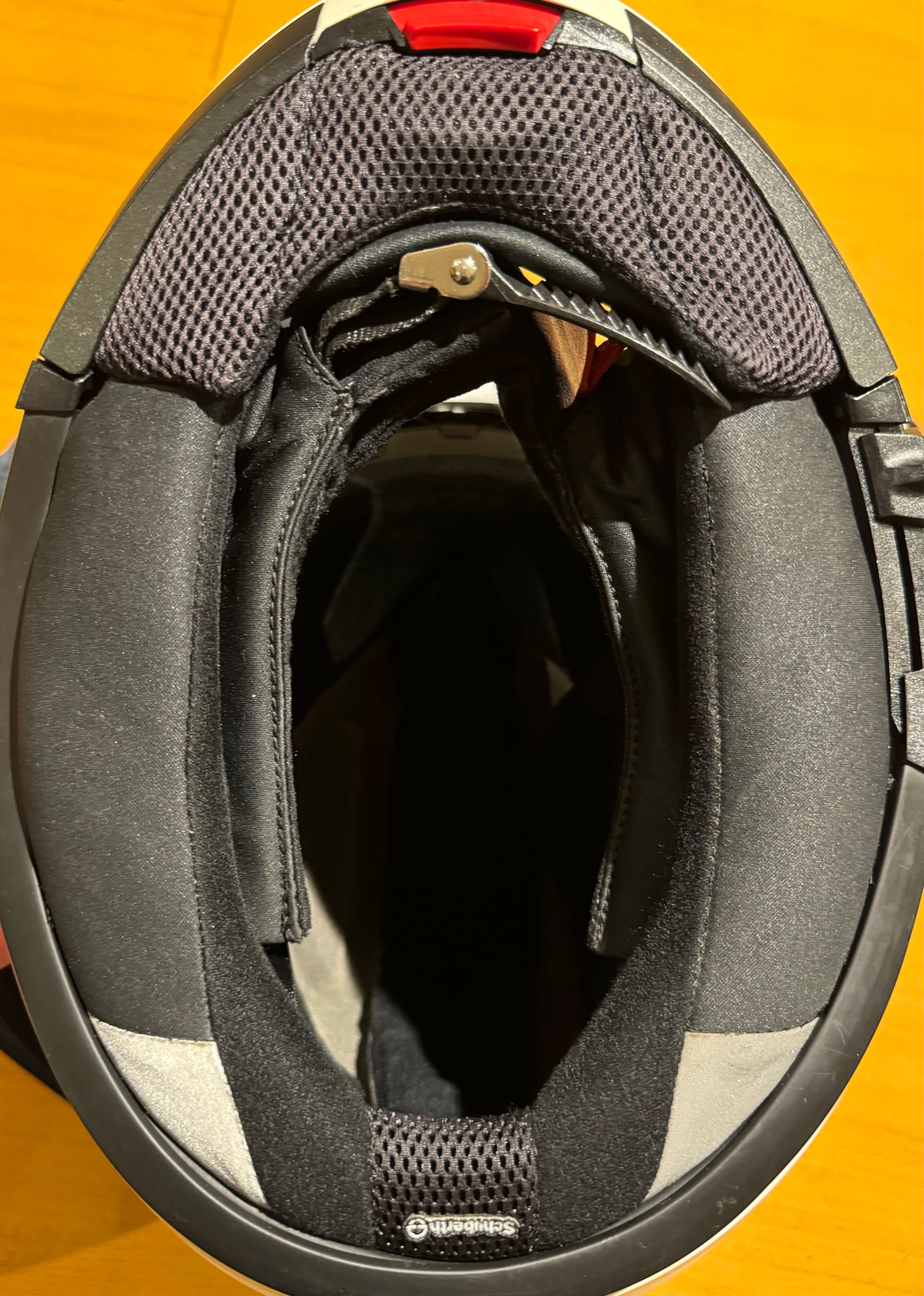 Capacete Schuberth C3
Tamanho M (57-58)