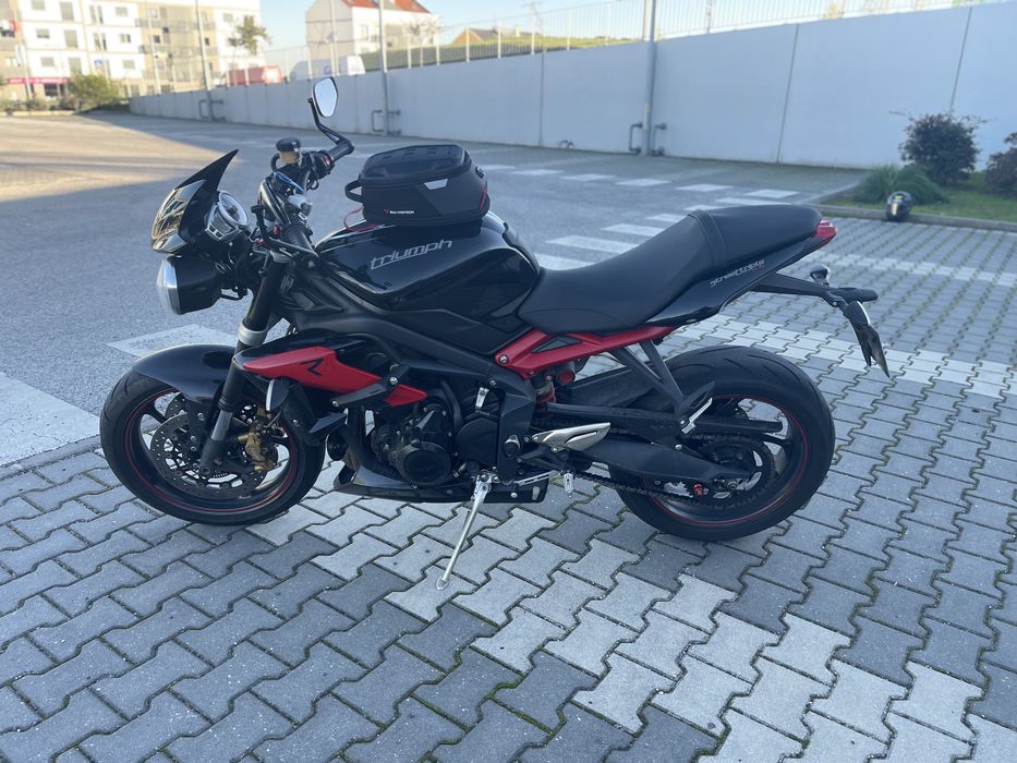 Triumph Street Triple R 675
