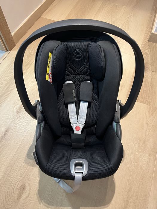 Fotelik samochodowy Cybex Cloud T i-size z  obrotowa baza