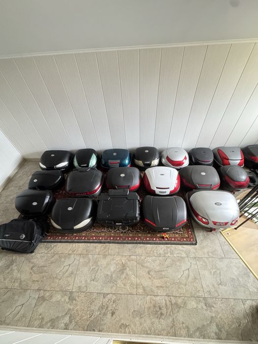 Продам мото кофри центральні та бокові різних обємів Givi/Kappa