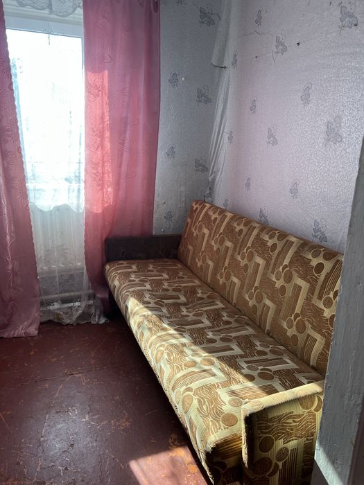 Продам будинок Крюків , вул. Пілотів, район зупинки та ринку