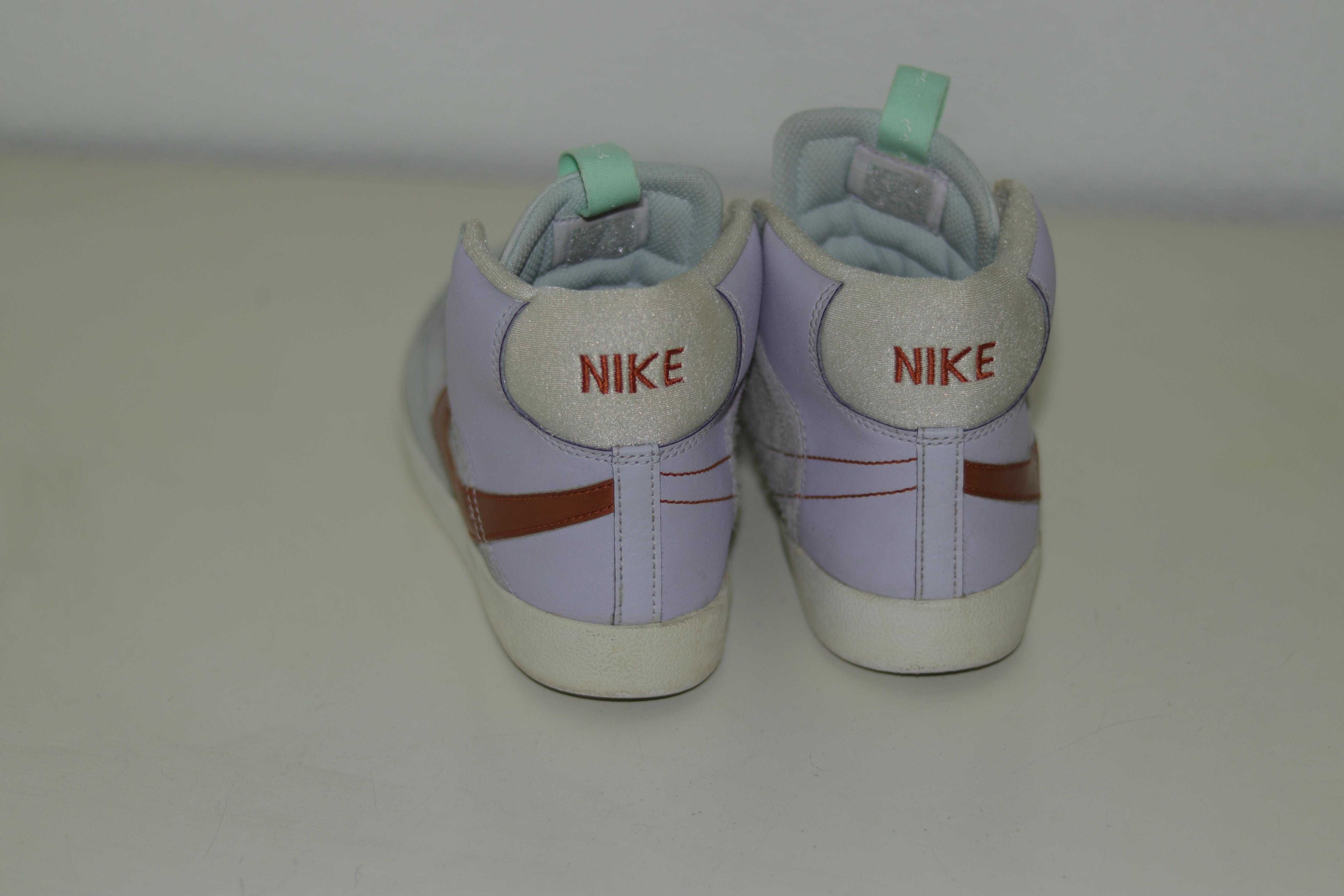 Sapatilhas Nike Blazer Mid '77 SE D Júnior - Roxo