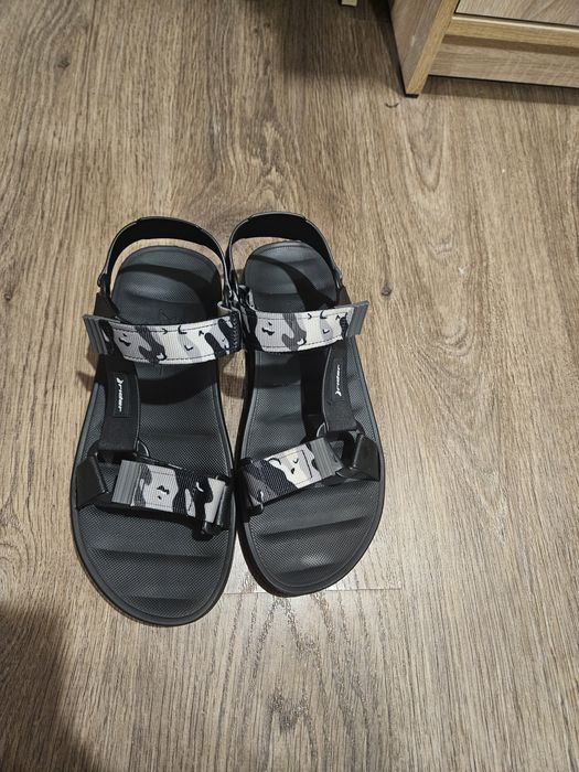 Чоловічі сандалі 44-45 розмір