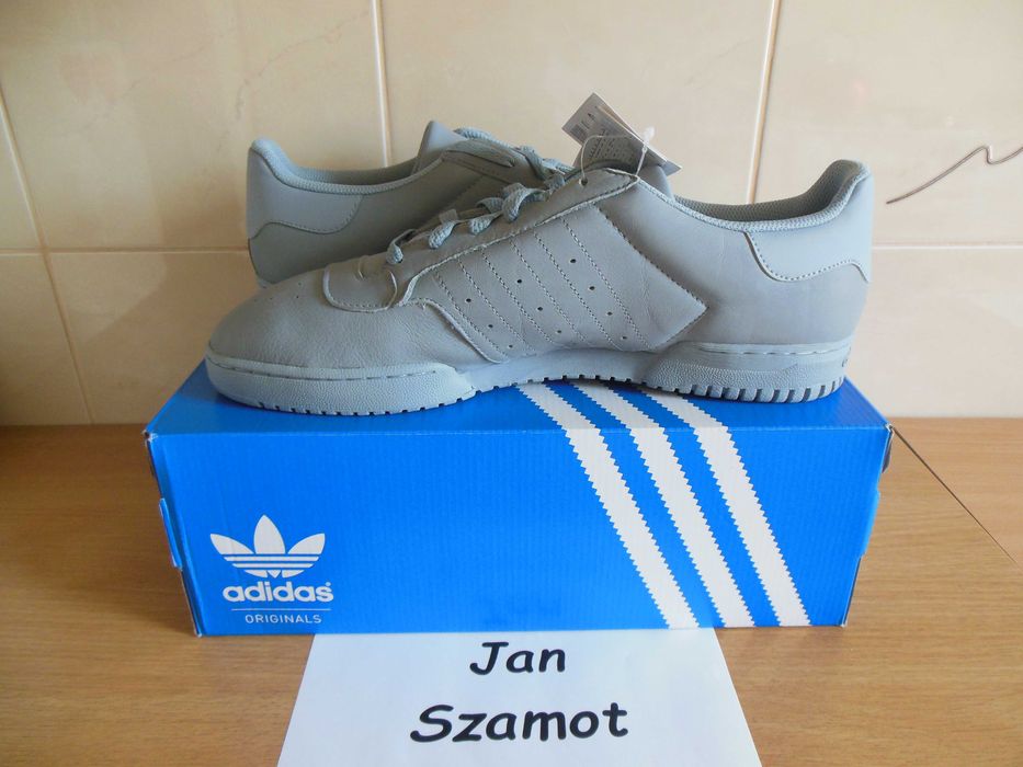 48 2/3 Adidas Yeezy Powerphase Calabasas Grey CG6422