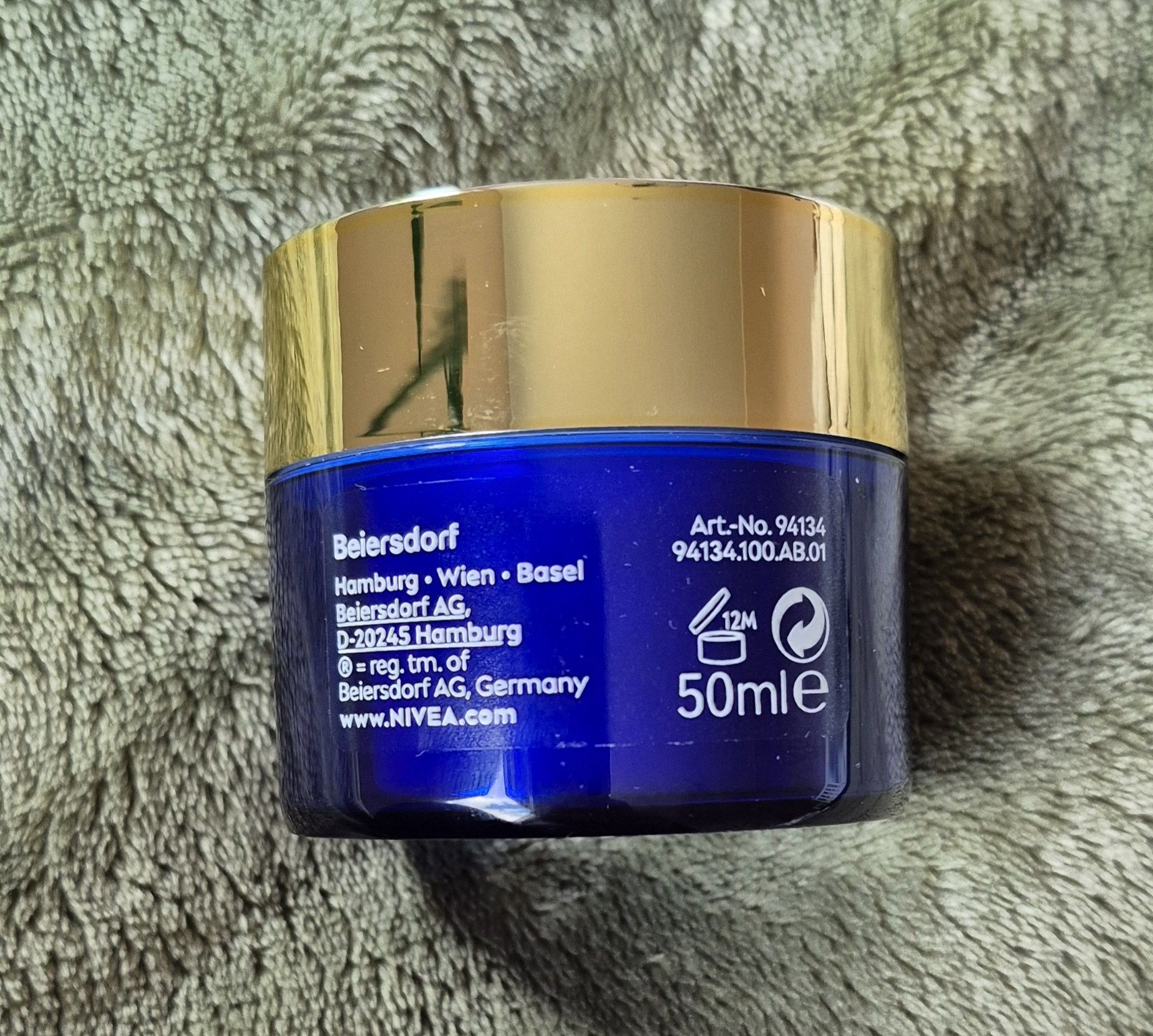 Nivea LUMINOUS630 Regenerujący krem na noc