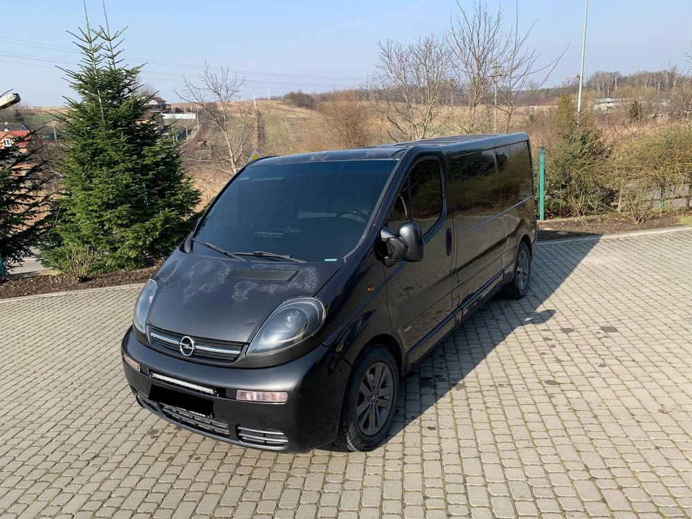 Opel vivaro 2003 рік maxi