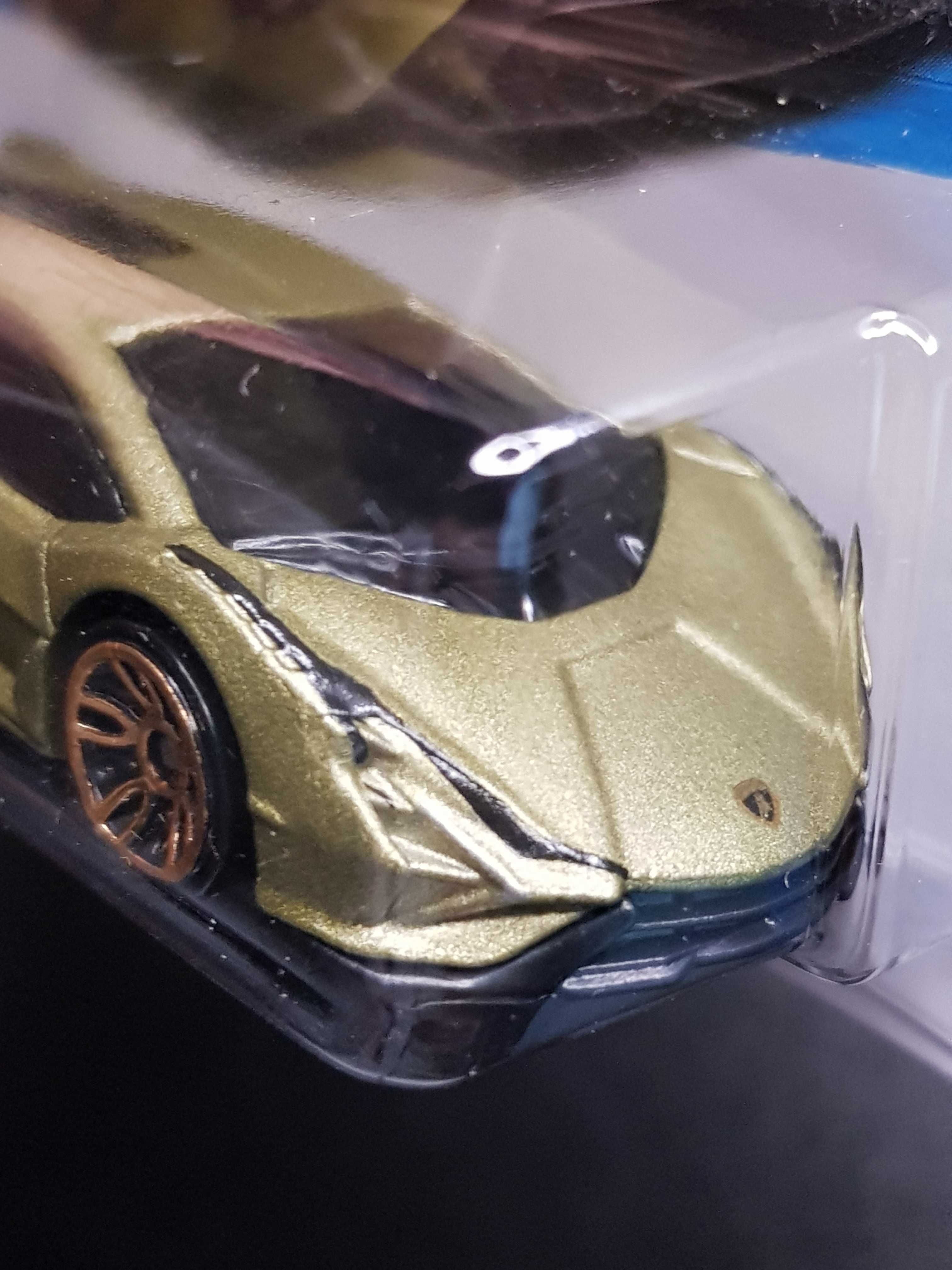 Hot Wheels Lamborghini Sian FKP 37 1:64 Factory Fresh