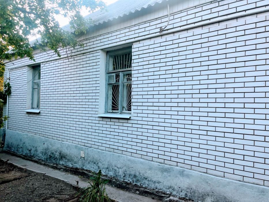 Продам ПОЛДОМА, р-н  проспекта СЛОБОЖАНСКИЙ