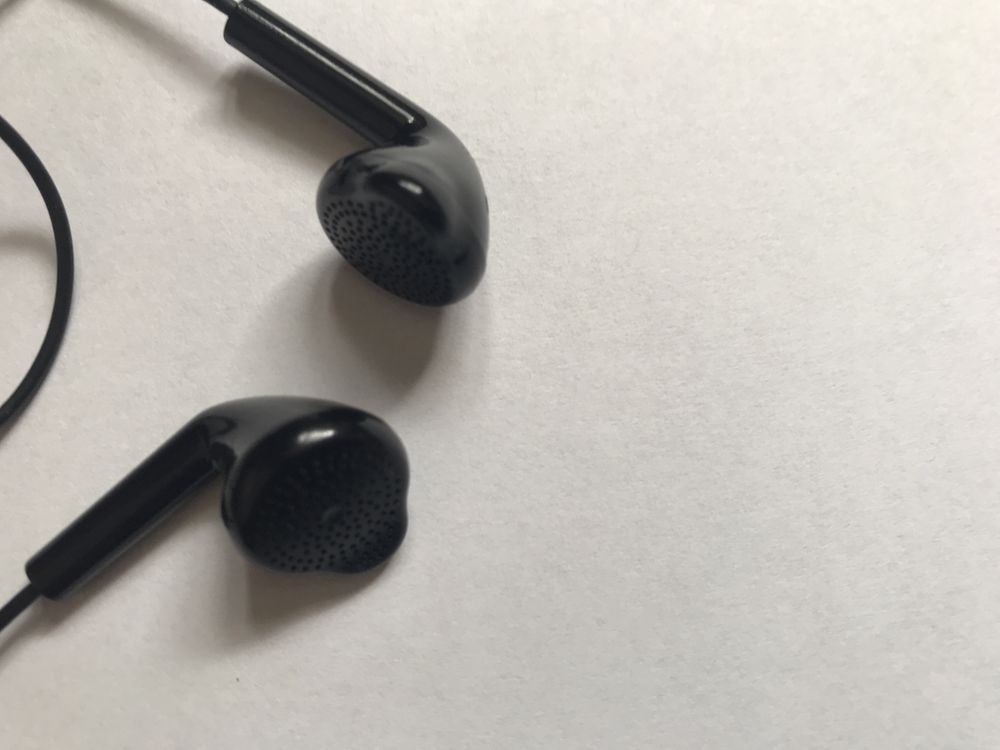 Słuchawki Samsung czarne stan BDB wysyłka