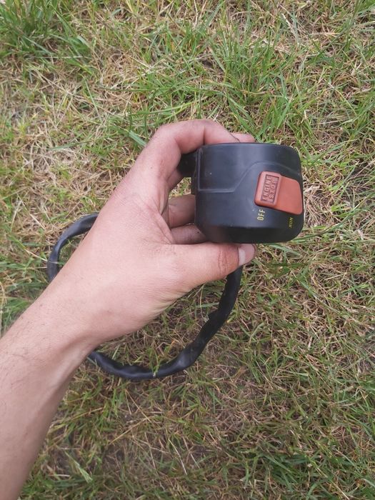 Cagiva mito 125 przelaczik prawy