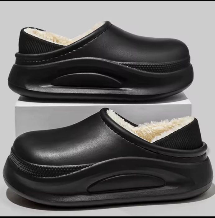 Жіноче взуття на мокру погоду