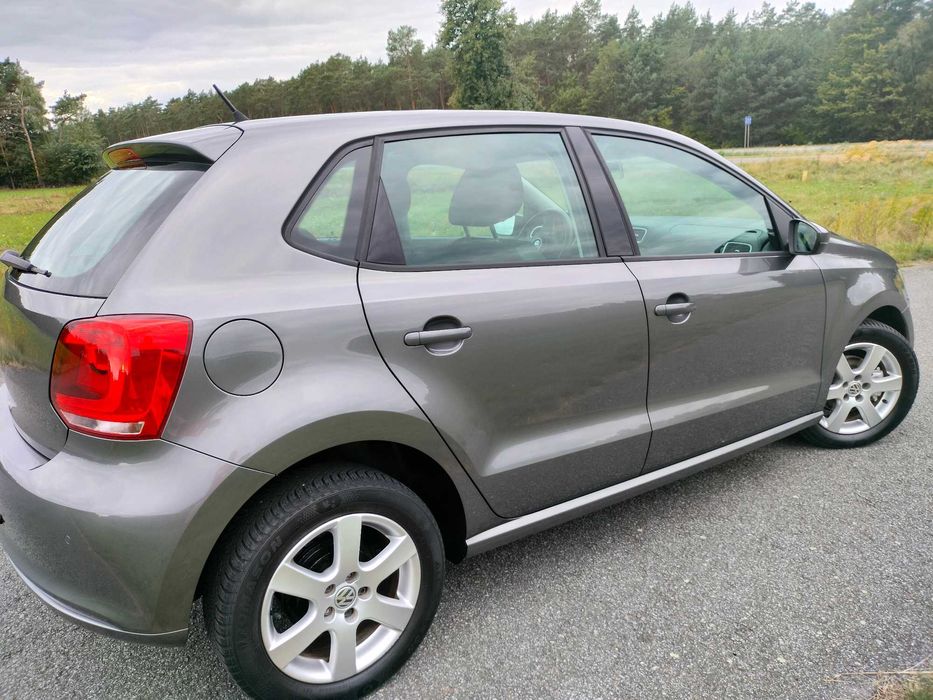 VW Polo 1.2i 12v-Klima-Podgrzewane fotele-Parktronic-Transport pod dom