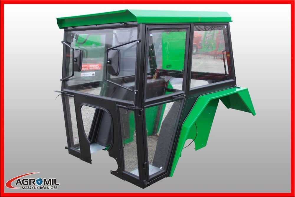 Kabina do ciągnika C- 360 Standard z błotnikami zielona