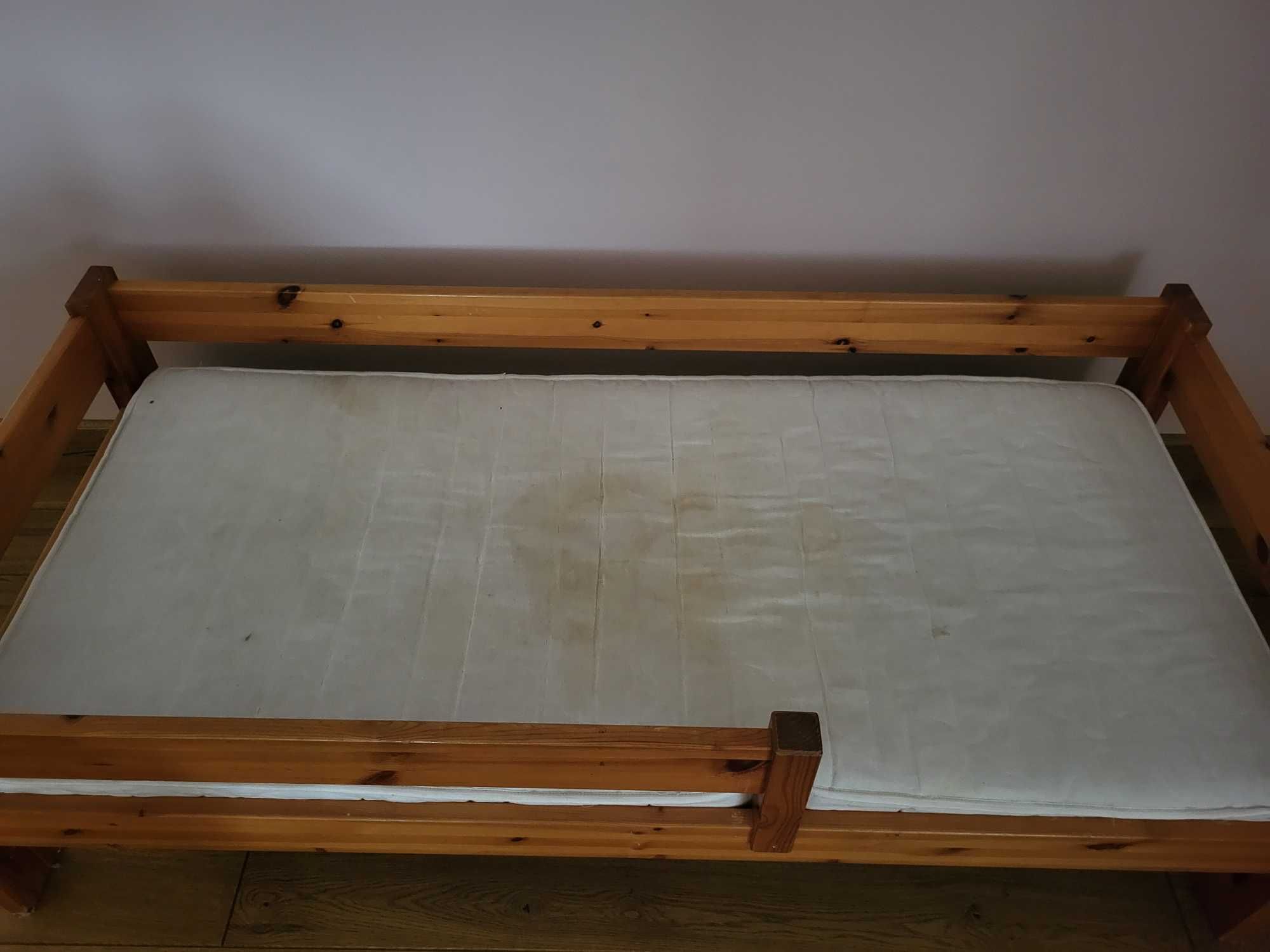 Łóżko drewniane 70x160 z materacem
