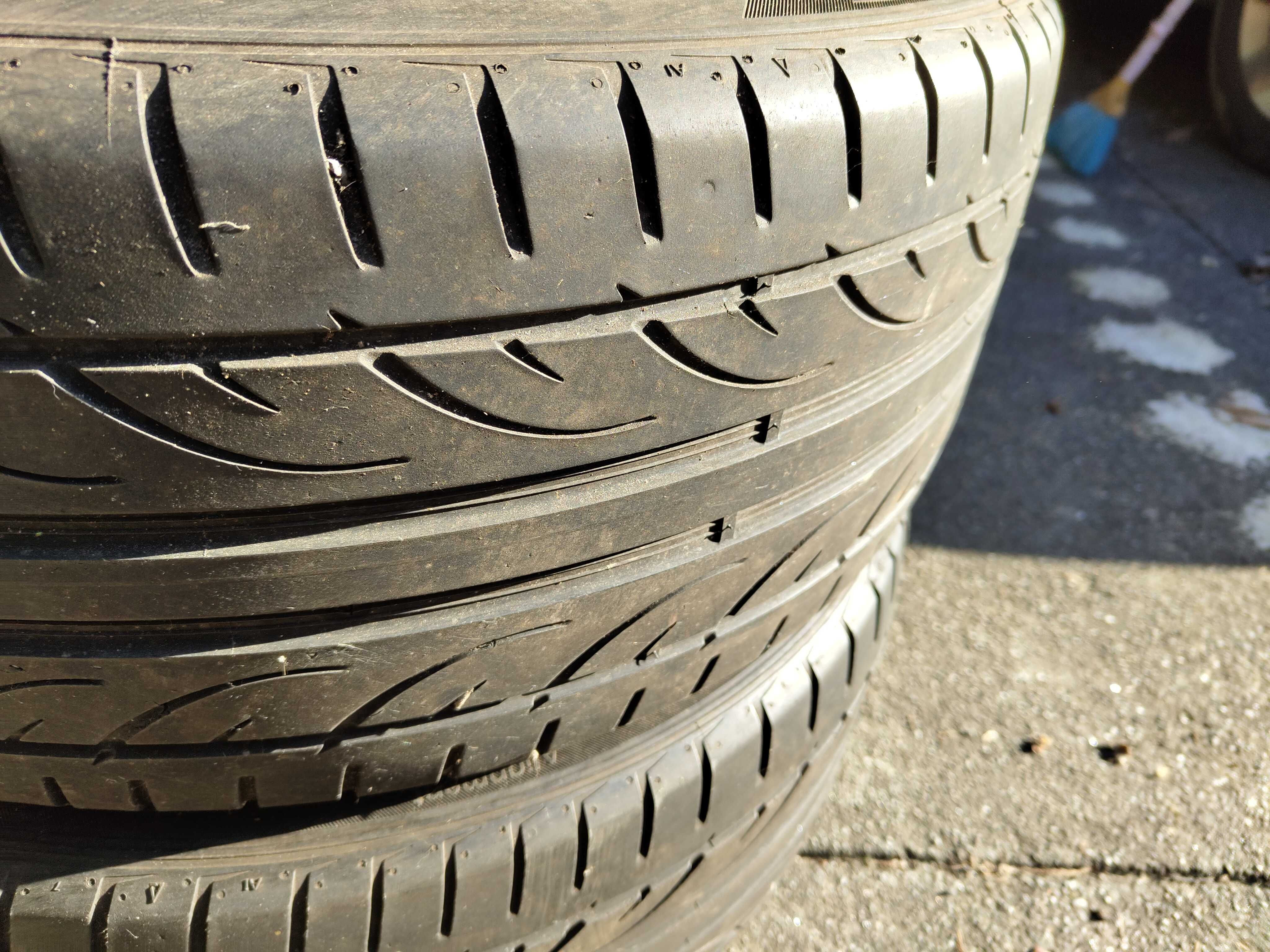 4 pneus Good Year e Hankook R18 45 / 235