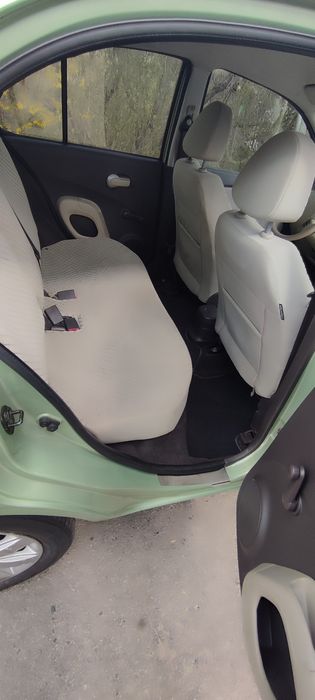 Продаю Nissan Micra 2005