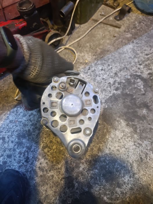 Продам генератор ваз 2101