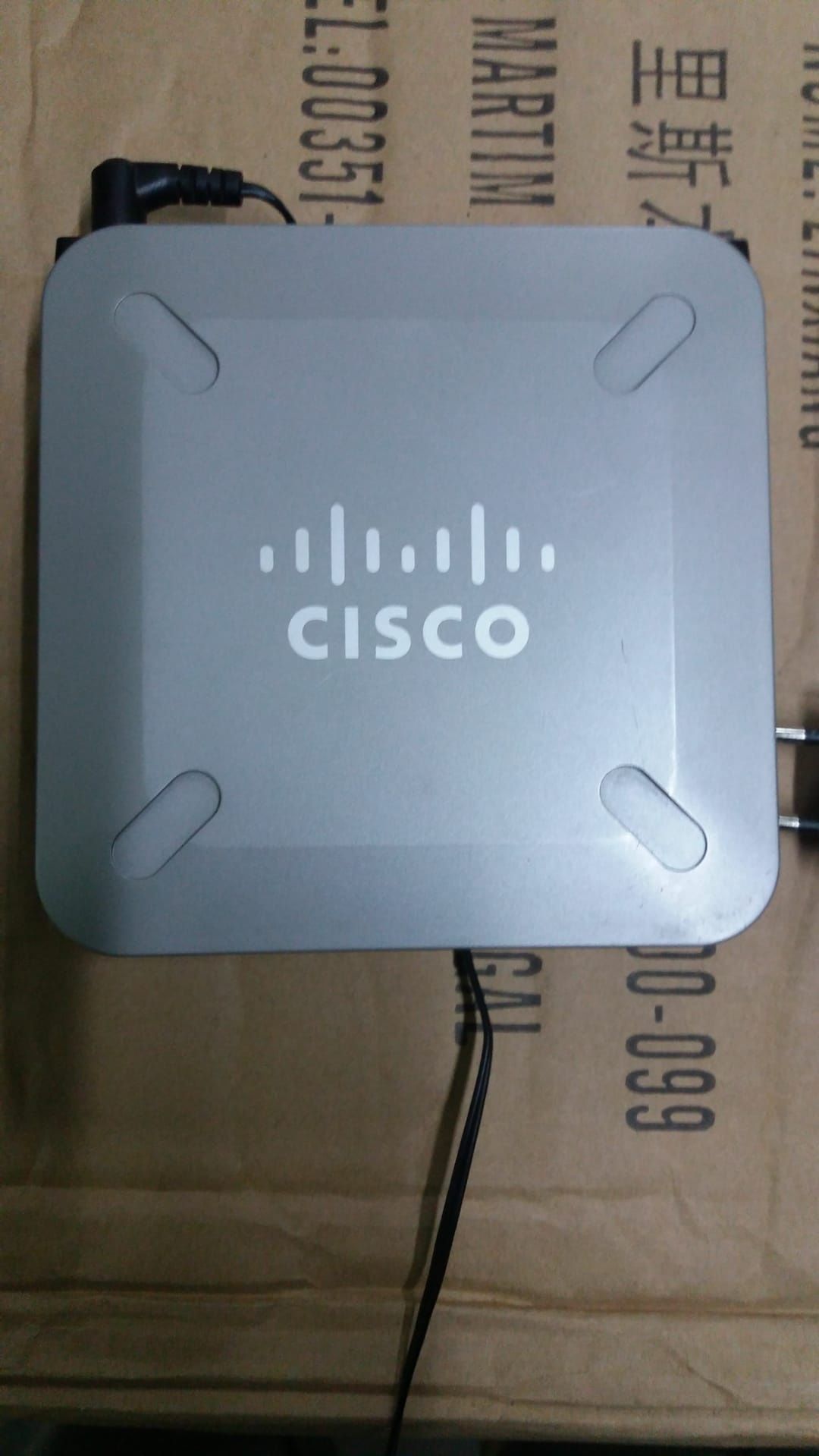 Switch-Cisco SG 100D-08