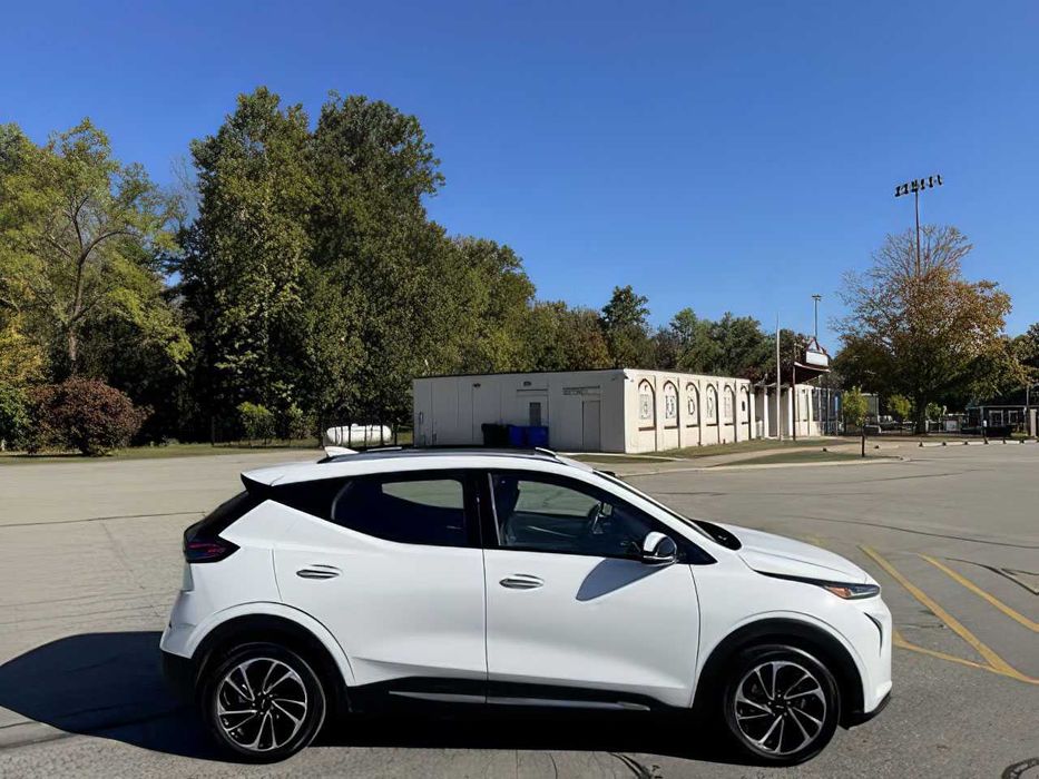 Chevrolet Bolt      2023