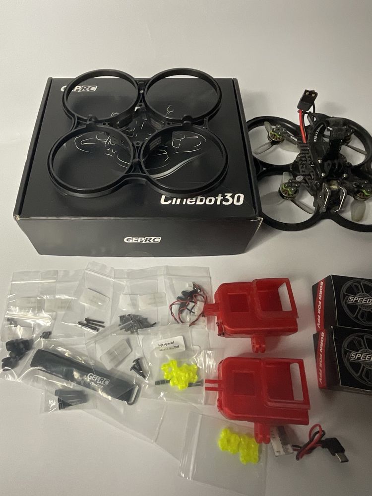 Dron FPV Geprc Cinebot 30 6s analog +6 baterii +2 silniki + akcesoria